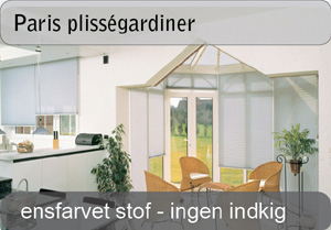 Paris plissegardiner - Ensfarvet stof Paris plissegardiner - Ensfarvet stof