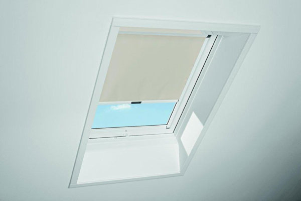 ROTO m&oslash;rkl&aelig;gningsgardiner